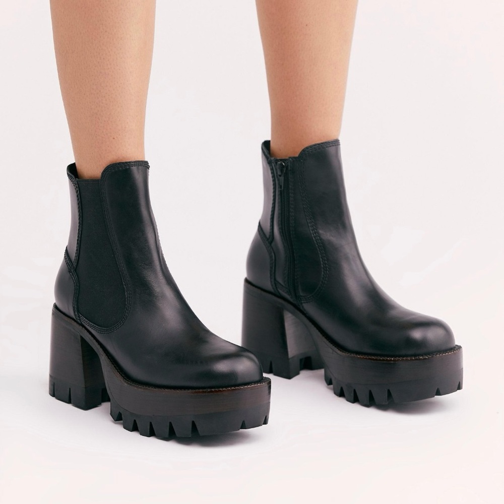 Free people Jeffrey Campbell Preston leather boots